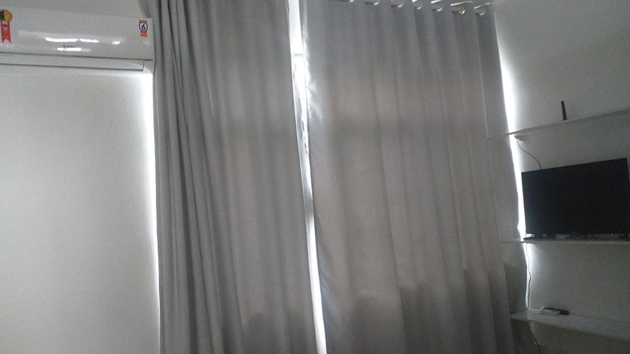 1/4, Sala, Farol Da Barra. Lejlighed Salvador Eksteriør billede